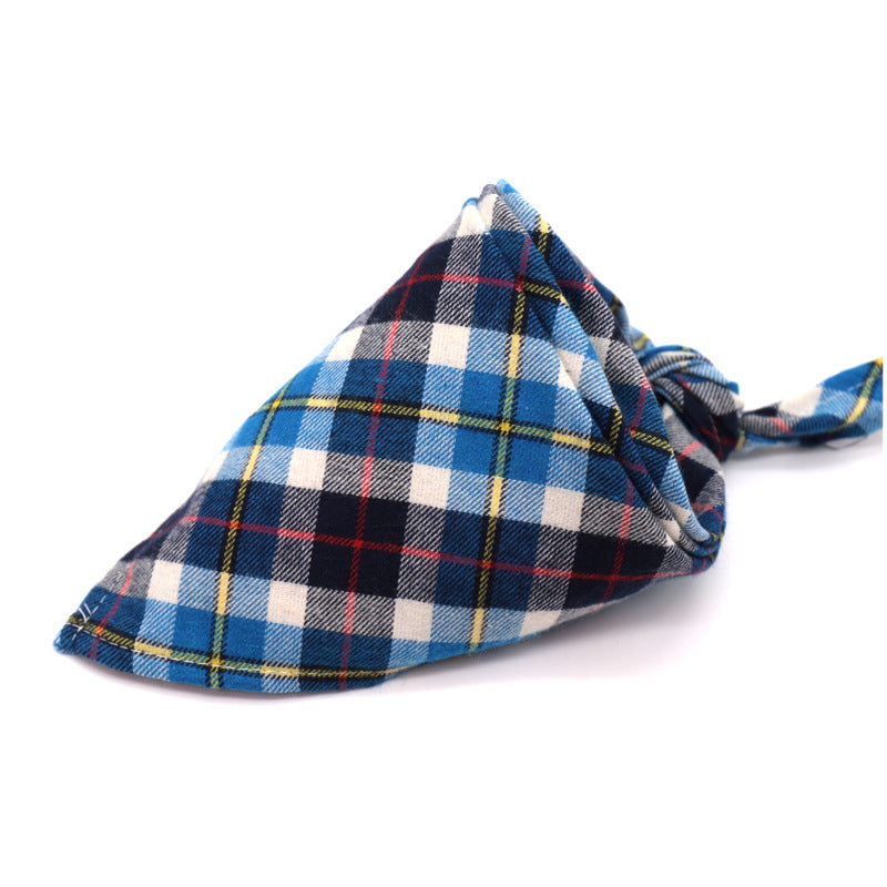 Cotton flannel baby plaid to increase triangle scarf Cotton flannel baby plaid to increase triangle scarf